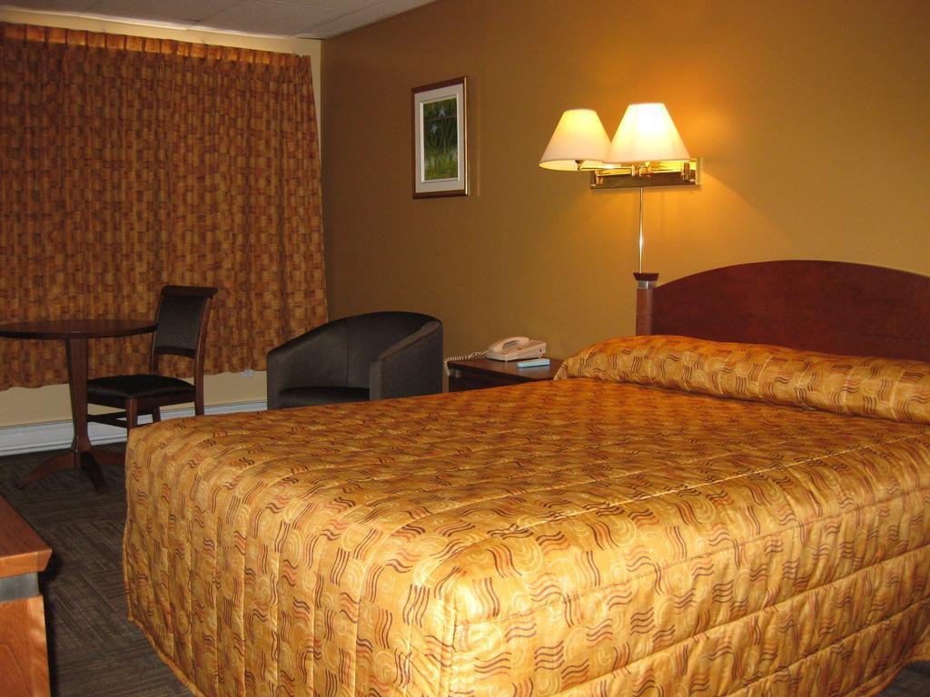 Hotel Matagami Phòng bức ảnh